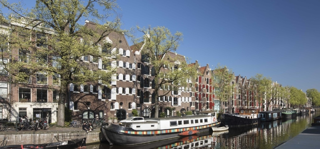 Mooiste gracht van Amsterdam Brouwersgracht De mooiste gracht van Amsterdam is de Brouwersgracht