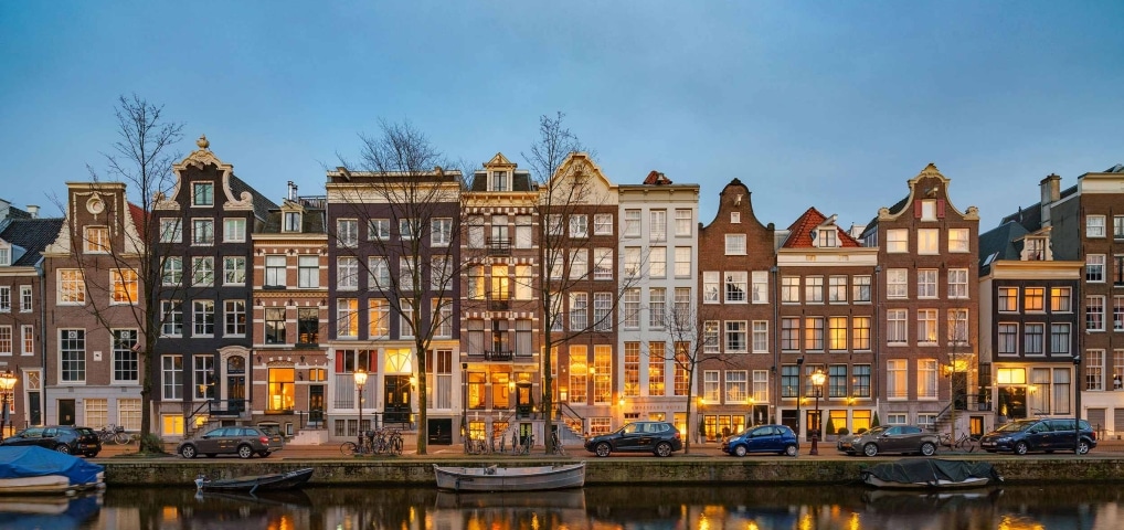 Rijkste en duurste gracht van Amsterdam Herengracht De rijkste en duurste gracht van Amsterdam is de Herengracht