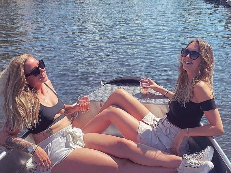 Fluisterboot huren in Amsterdam